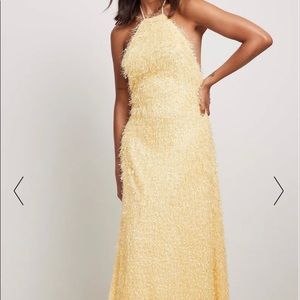 NA-KD *SOLD OUT* Yellow Deep Back Structure Maxi Dress